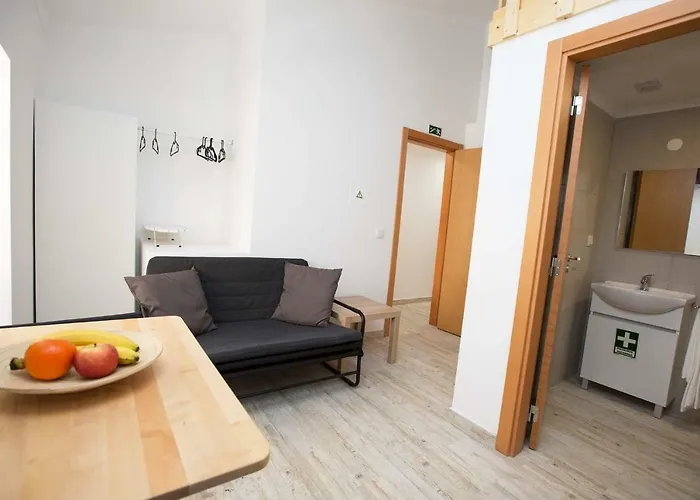 E5tudio Dto. 佩尼契